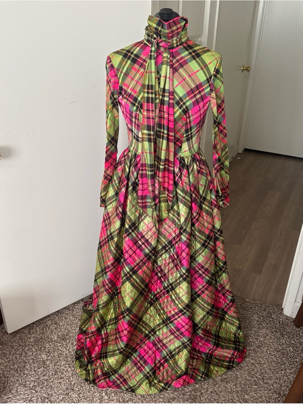 Stunning Vintage 60s/70s Union Made Dress